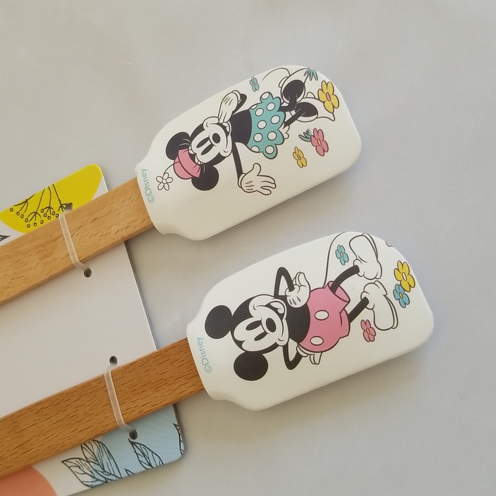 Minnie Mouse Kitchen Bundle - Picture 8 of 8